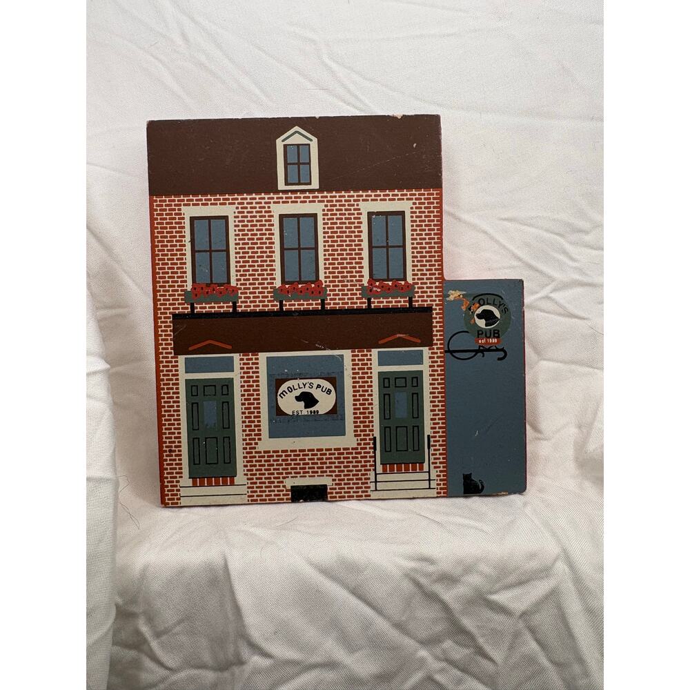 The Cat's Meow Molly's Pub Wooden Building Lancaster PA 1994 Shelf Sitter